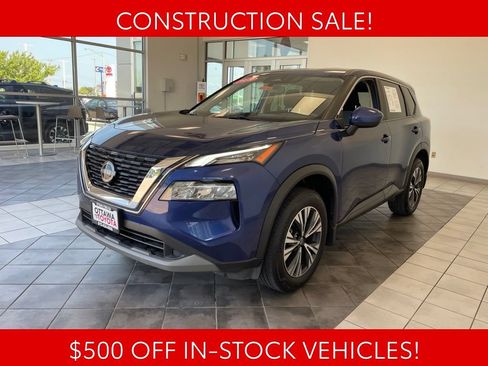 Used 2023 Nissan Rogue SV AWD/4WD image 2