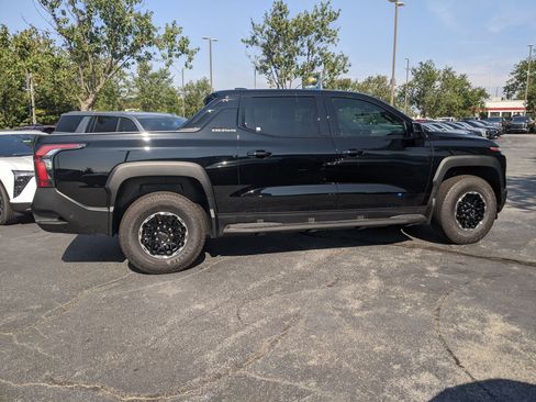 New 2026 Chevrolet Silverado EV Trail Boss w/ Premium Package image 8