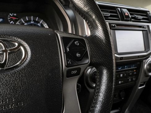 Used 2014 Toyota 4Runner Limited image 17