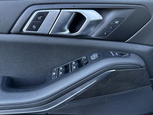 Used 2022 BMW X5 xDrive40i w/ Climate Comfort Package image 42