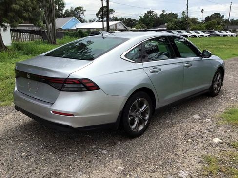 Used 2024 Honda Accord EX image 4