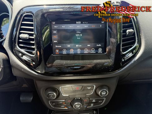 Used 2019 Jeep Compass Latitude AWD/4WD image 12