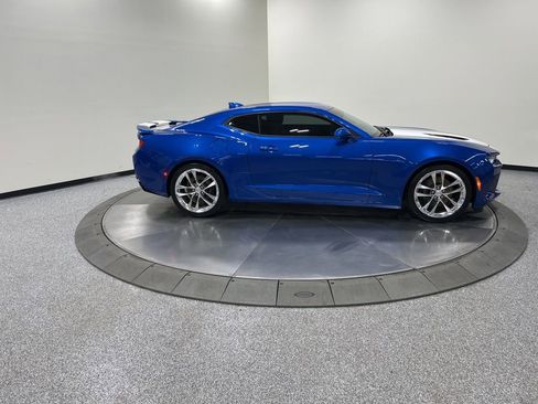 Used 2017 Chevrolet Camaro SS image 5