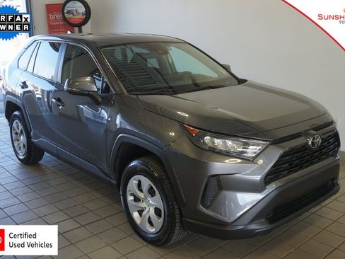 Certified 2022 Toyota RAV4 LE image 1