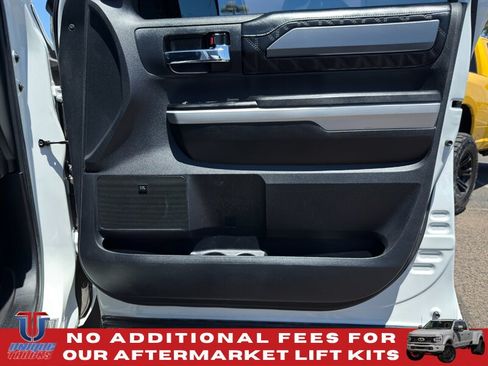 Used 2018 Toyota Tundra Platinum AWD/4WD image 31