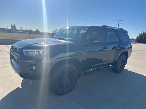 Used 2024 Toyota 4Runner SR5 Premium w/ Moonroof Package image 1