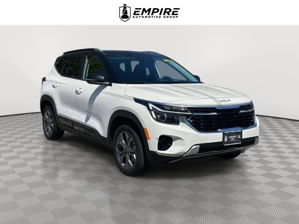 Used 2024 Kia Seltos S AWD/4WD image 1