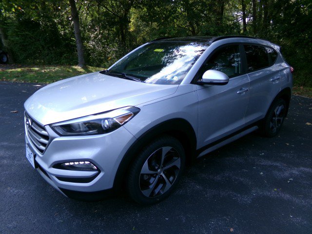 Used 2018 Hyundai Tucson Value w/ Cargo Package AWD/4WD image 5