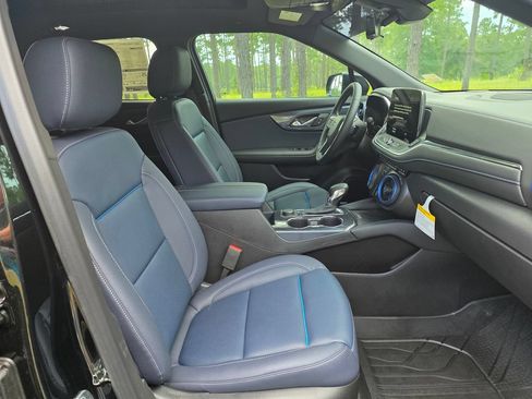 New 2026 Chevrolet Blazer RS w/ Driver Confidence II Package FWD image 24