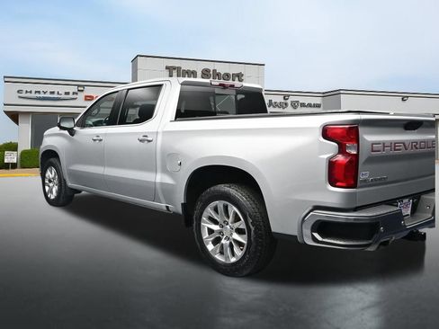 Used 2020 Chevrolet Silverado 1500 LTZ w/ LTZ Plus Package AWD/4WD image 3