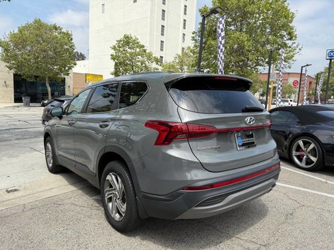 Used 2022 Hyundai Santa Fe SE image 11