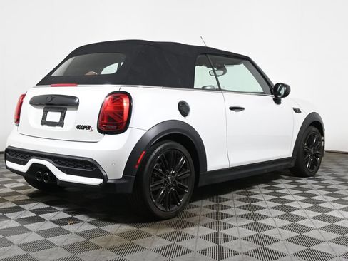 Used 2023 MINI Cooper S FWD image 7