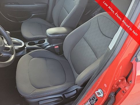 Used 2019 Kia Soul Base 4D Hatchback image 18