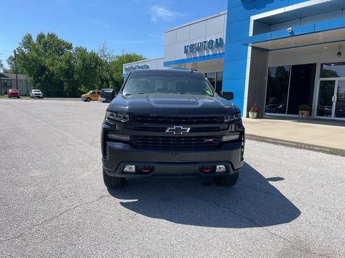 Used 2020 Chevrolet Silverado 1500 LT Trail Boss w/ Convenience Package image 3
