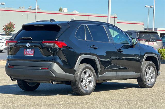 Certified 2023 Toyota RAV4 LE AWD/4WD image 2