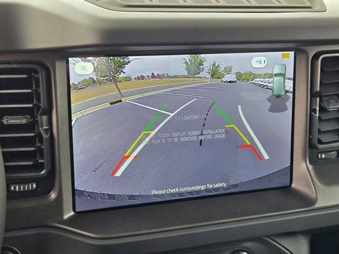 New 2025 Ford Bronco Badlands w/ Sasquatch Package AWD/4WD image 25