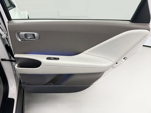 Used 2024 Hyundai Ioniq 6 SEL image 32