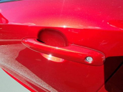 Used 2025 Toyota Corolla SE image 6