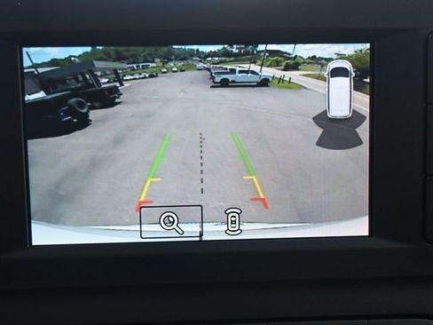 New 2025 Ford Transit 250 148 Medium Roof image 20