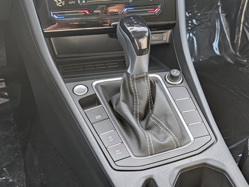 New 2026 Volkswagen Jetta SEL FWD image 8