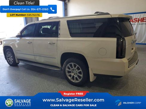 Used 2015 GMC Yukon XL Denali w/ Touring Package AWD/4WD image 3