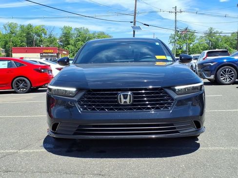 Used 2024 Honda Accord Sport image 2