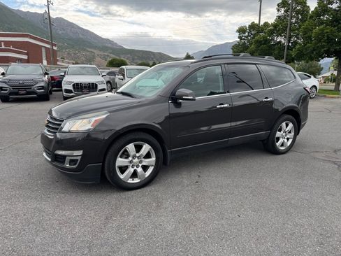 Used 2017 Chevrolet Traverse LT w/ True North Edition AWD/4WD image 1