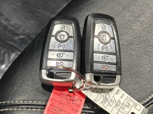 Used 2021 Ford Explorer ST w/ Equipment Group 401A AWD/4WD image 18