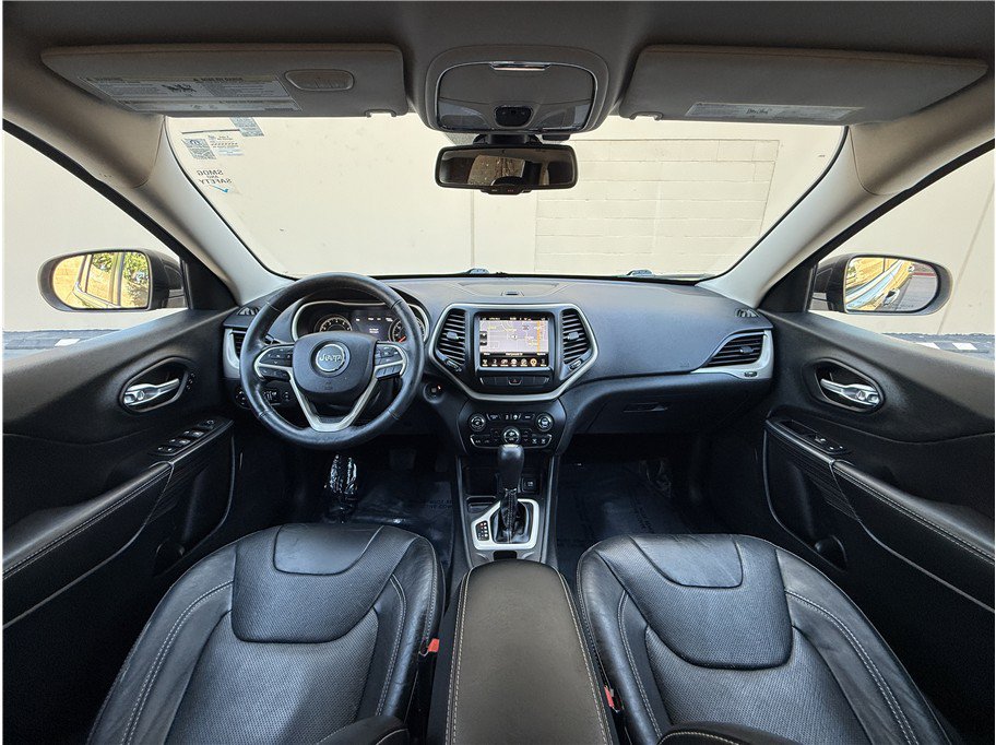 Used 2015 Jeep Cherokee Limited w/ Luxury Group FWD image 14