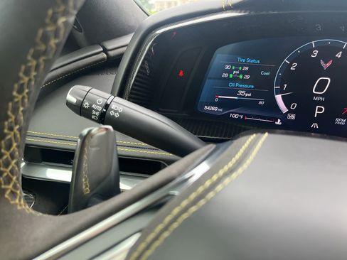 Used 2020 Chevrolet Corvette Stingray Premium Cpe w/ 3LT Preferred Equipment Group RWD image 19