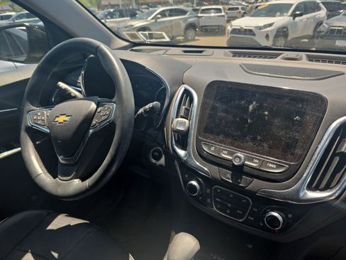 Used 2024 Chevrolet Equinox Premier AWD/4WD image 4