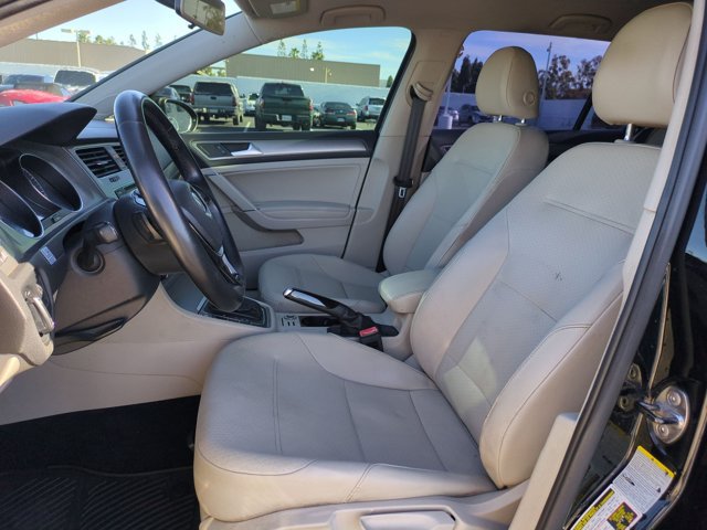 Used 2015 Volkswagen Golf TDI S FWD image 15