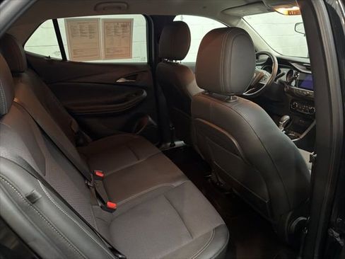 Used 2021 Buick Encore GX Preferred image 21