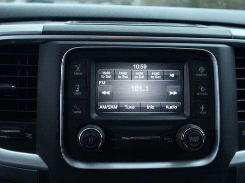 Used 2024 RAM 1500 Classic SLT image 8