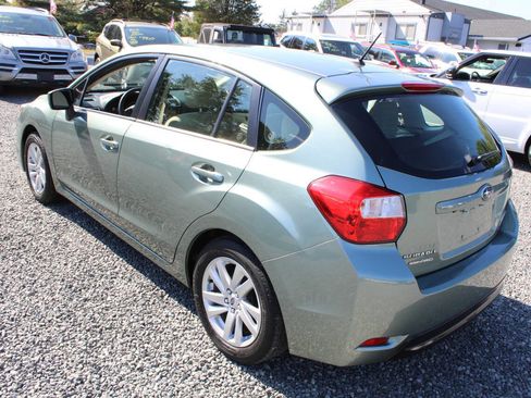 Used 2016 Subaru Impreza 2.0i Premium image 9