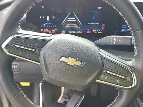 Used 2024 Chevrolet Traverse LT image 6