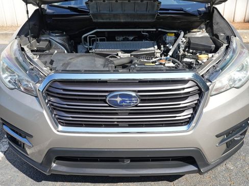 Used 2019 Subaru Ascent Premium w/ Popular Package #2 AWD/4WD image 7