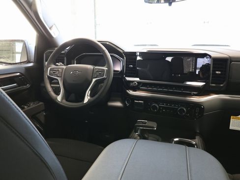 New 2026 Chevrolet Silverado 1500 LT Trail Boss w/ Safety Package image 28