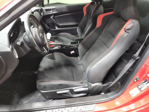 Used 2016 Scion FR-S image 21