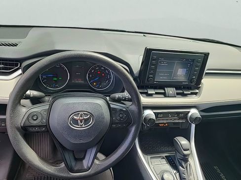 Used 2020 Toyota RAV4 XLE w/ Convenience Package AWD/4WD image 21