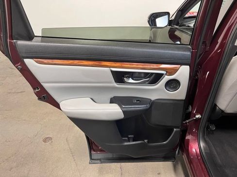 Used 2019 Honda CR-V Touring image 19