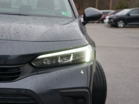 Used 2022 Honda Civic LX image 5
