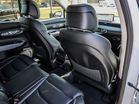 Used 2024 Genesis GV70 2.5T w/ Advanced Package image 24