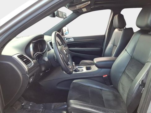 Used 2018 Jeep Grand Cherokee Altitude image 8