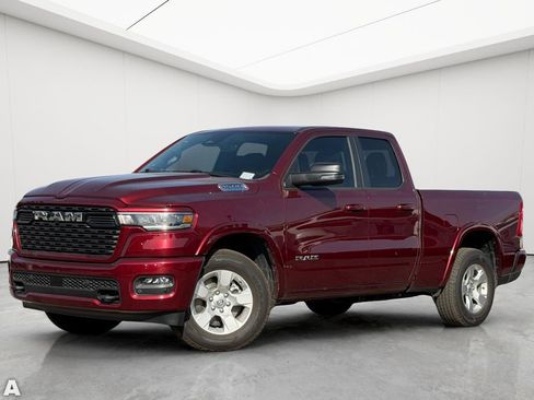 Used 2025 RAM 1500 Big Horn AWD/4WD image 2