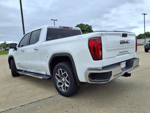 Used 2022 GMC Sierra 1500 SLT w/ SLT Premium Package AWD/4WD image 29