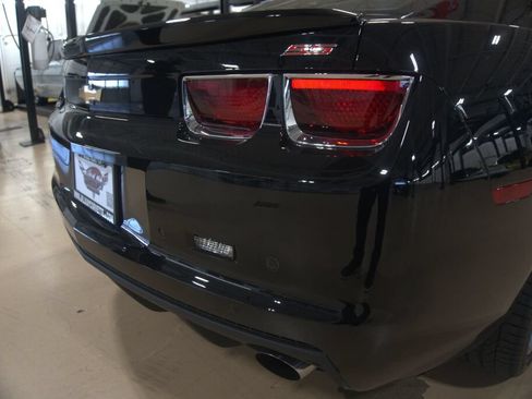 Used 2011 Chevrolet Camaro SS w/ RS Package RWD image 21