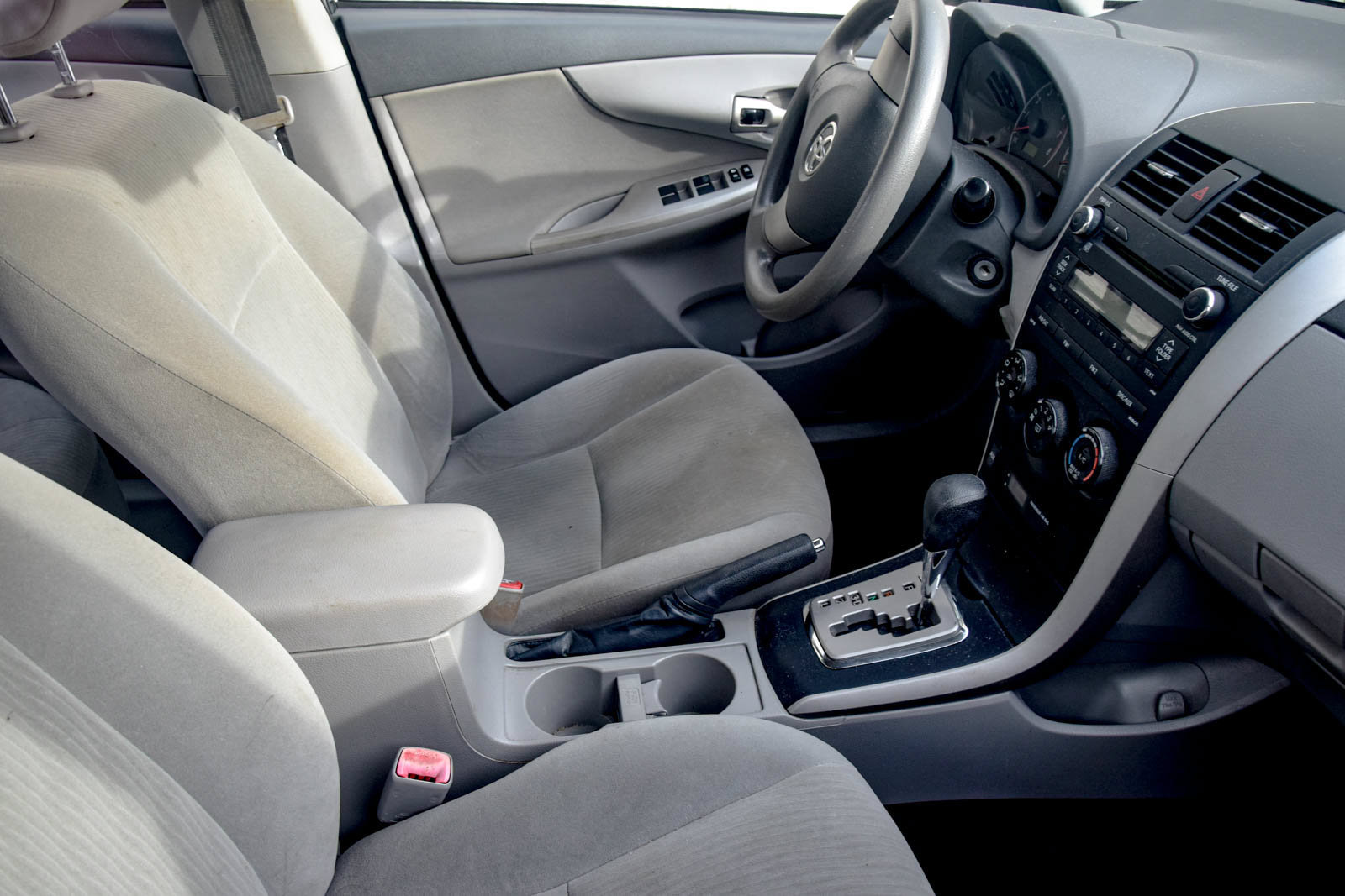 Used 2010 Toyota Corolla FWD image 8