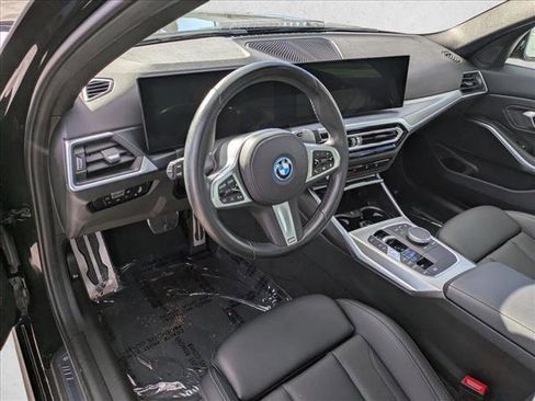 Used 2023 BMW 330e 330e w/ M Sport Package image 10