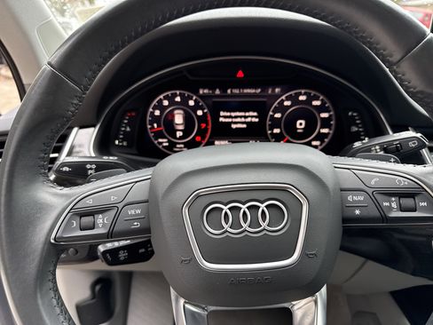 Used 2019 Audi Q7 3.0T Prestige w/ Prestige Package image 23